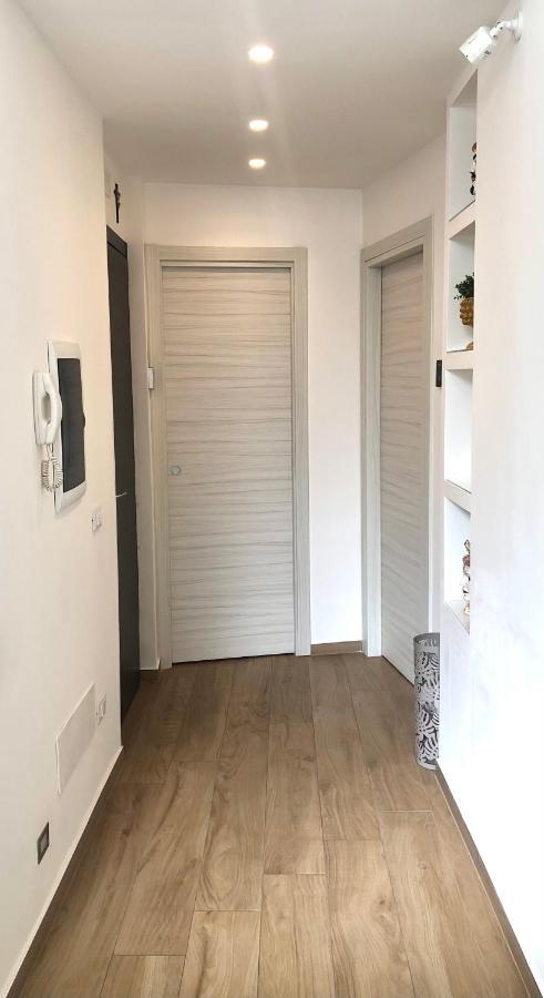 B&B Angolo83 Palermo Centro エクステリア 写真
