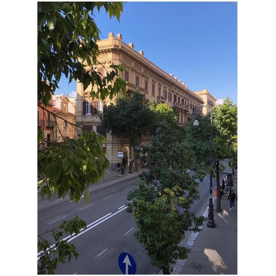 B&B Angolo83 Palermo Centro エクステリア 写真