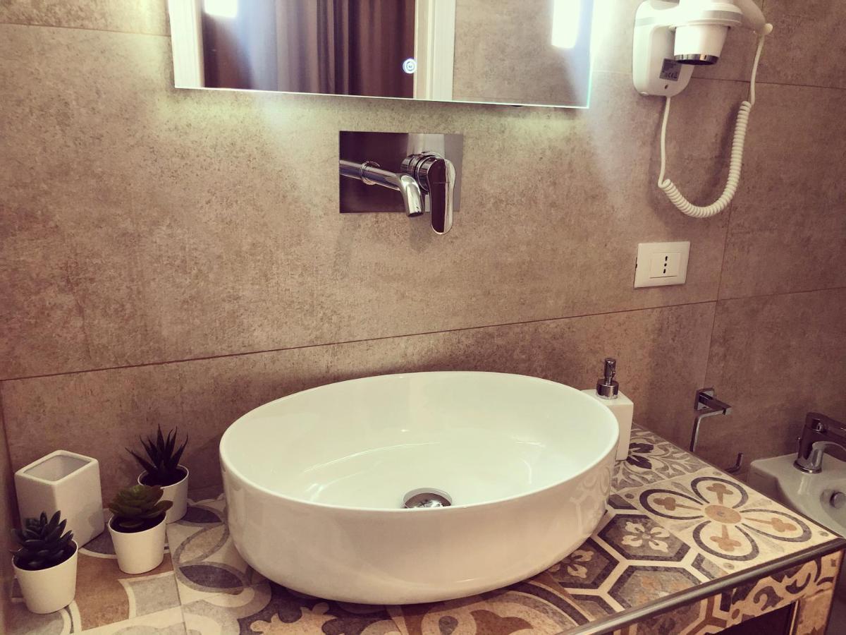 B&B Angolo83 Palermo Centro エクステリア 写真