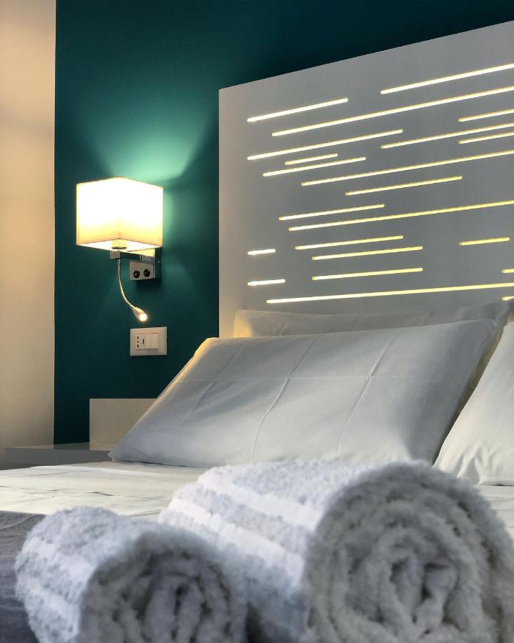B&B Angolo83 Palermo Centro エクステリア 写真